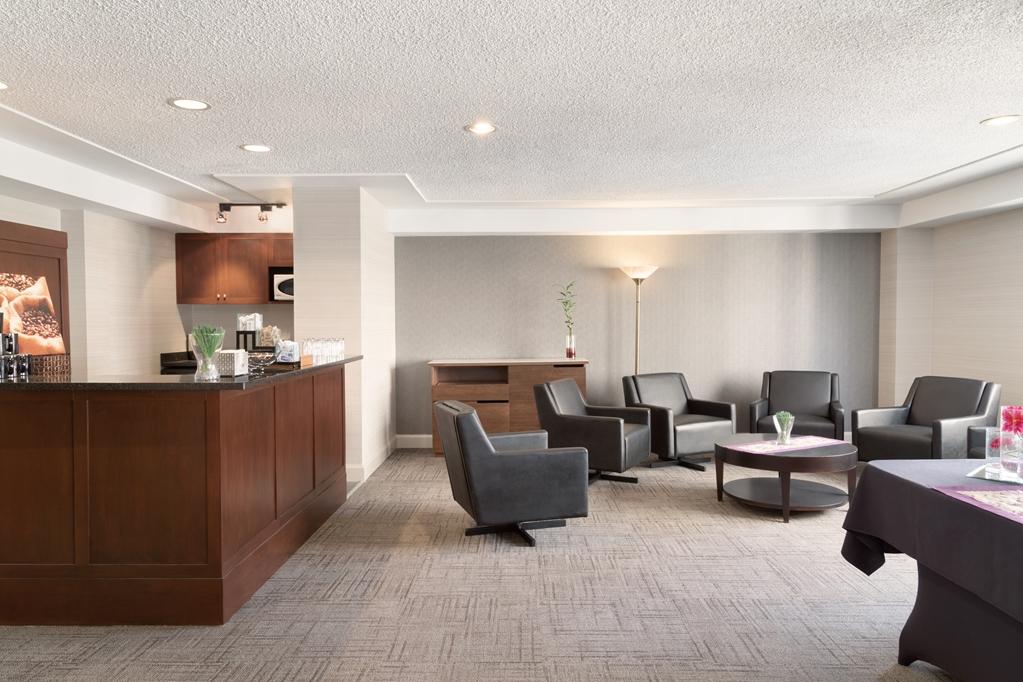 Coast Edmonton Plaza Hotel By Apa Restaurace fotografie
