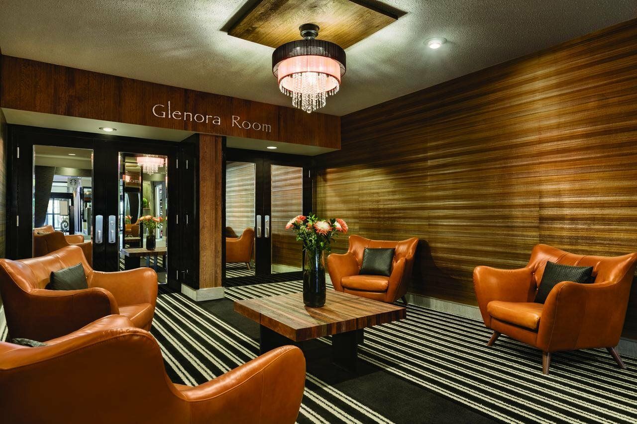 Coast Edmonton Plaza Hotel By Apa Exteriér fotografie